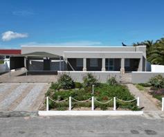 House for sale in Elands Bay