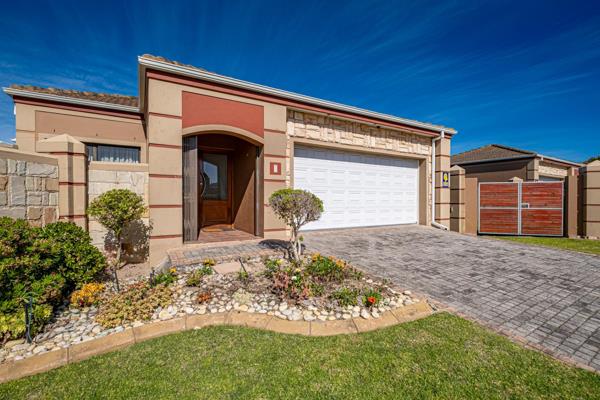 PERFECT STARTER HOME WITH INDOOR BRAAI AREA
Modern and sunny NORTH FACING three bedroom ...