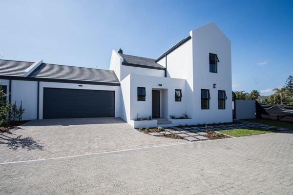 Introducing a brand new masterpiece in the heart of Somerset West! This stunning ...