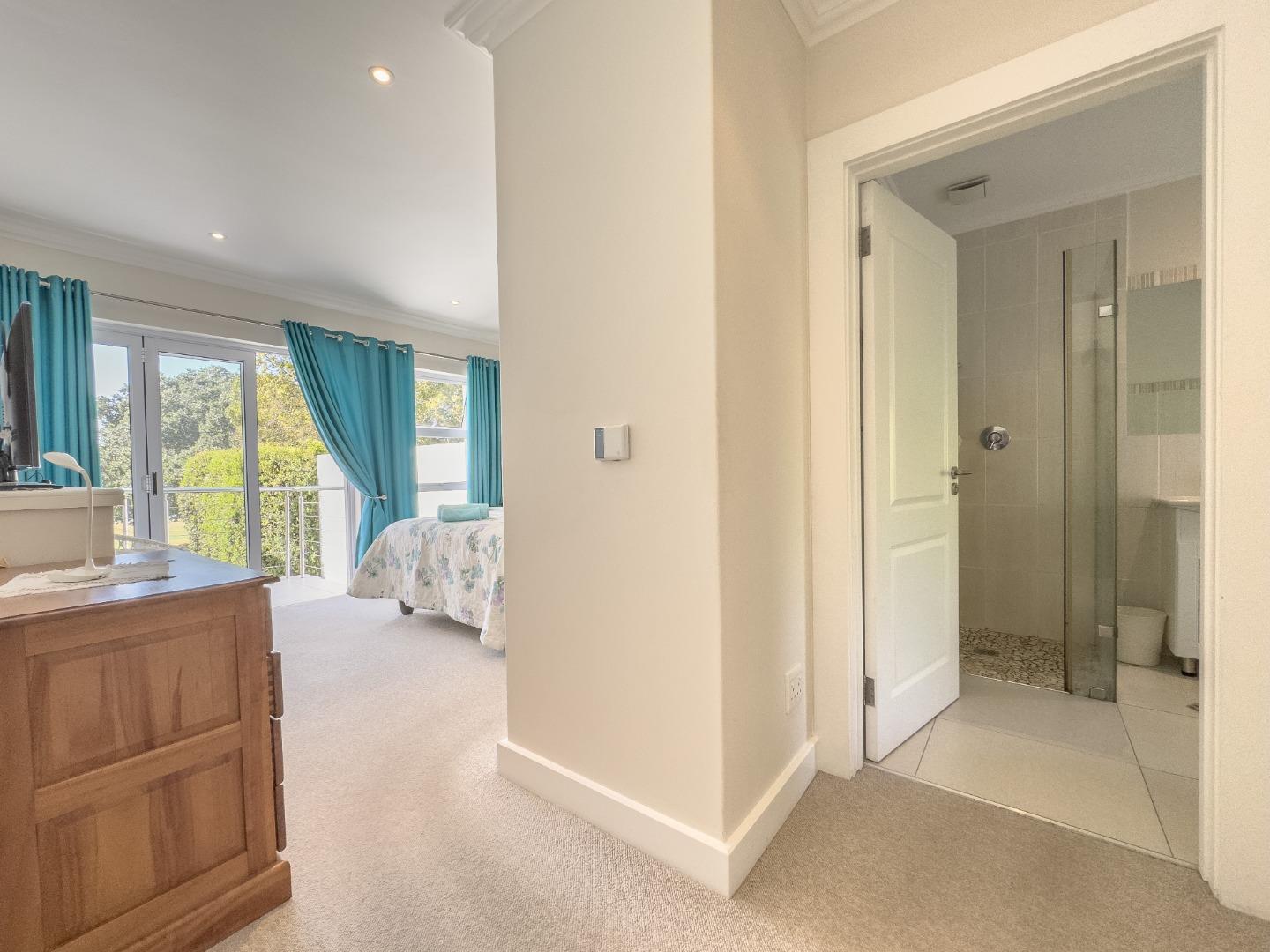 Photo of 3 Bedroom Apartment / flat to rent in Keurbooms River