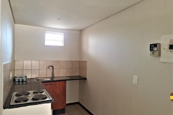 1-Bedroom Flat For Sale in The Heart of Braamfontein


Live in the vibrant and bustling ...