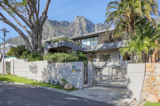 3 Bedroom House for sale in Camps Bay