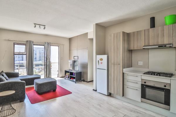 WARM AND INVITING FIRST FLOOR APARTMENT
Step into this beautifully designed 2-bedroom ...