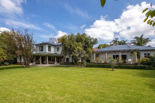 Luxury living in the heart of Melrose.  
This stunning modern traditional character home boasts a gorgeous wrap-around verandah, ideal ...