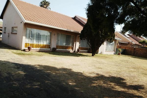 This property offers 3 bedrooms and 2 bathrooms.

There is also a granny flat