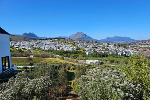 If ever you wanted to build your dream home this is the opportunity in Stellenbosch

Beautiful Weltevreden Hills Secure Estate Plot 
 ...