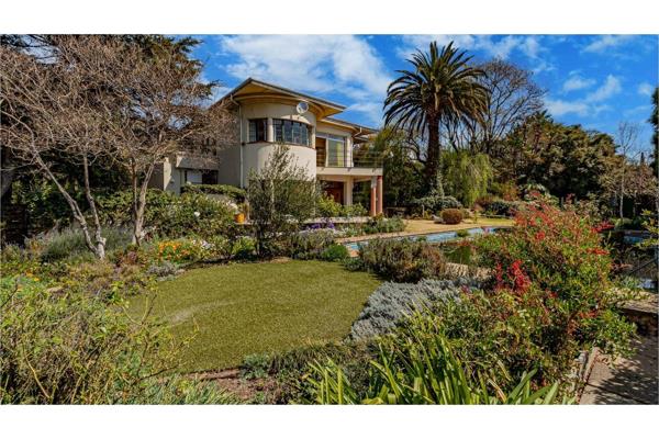 Art Deco enthusiasts will immediately fall in love with this immaculate home, completely ...