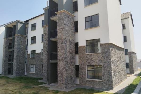 Located in the heart of the new and exciting Oliver Tambo Metropolis!
This two bedroomed apartment is in one of the most sought after ...