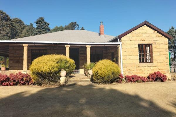 This mixed farm in Fouriesburg has got stunning panoramic views of the surrounding mountains, making it an ideal retreat or working ...