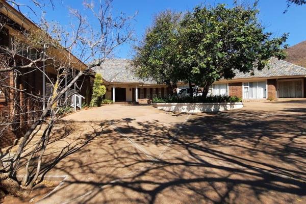 Thaba ya-Metsi is an indigenous farm in South Africa in the Waterberg Mountains with a spectacular view over the Springbok Flats, in a ...