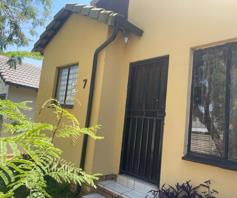 House for sale in Naturena