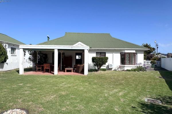 Located on Port Alfred&#39;s West Bank in the sought-after Ravenswood Retirement ...