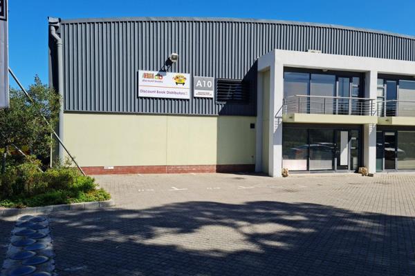 346m2  Warehouse TO LET in the Grove , Interchange ,Somerset West.
Off the grid - No ...