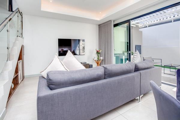This trendy, lock-up-go cluster features 3 spacious bedrooms with en-suite bathrooms ...