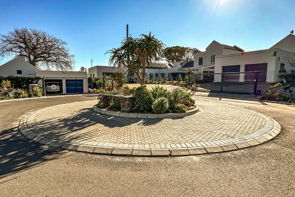 Indulge in the ultimate Winelands lifestyle at this breathtakingly beautiful property, perfectly positioned between Somerset West and ...