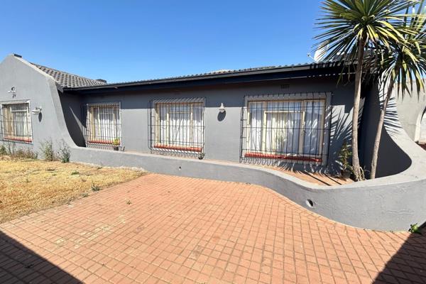 Welcome to your future home in the heart of Pimville, nestled on a quiet street, offering tranquility and space for the whole ...