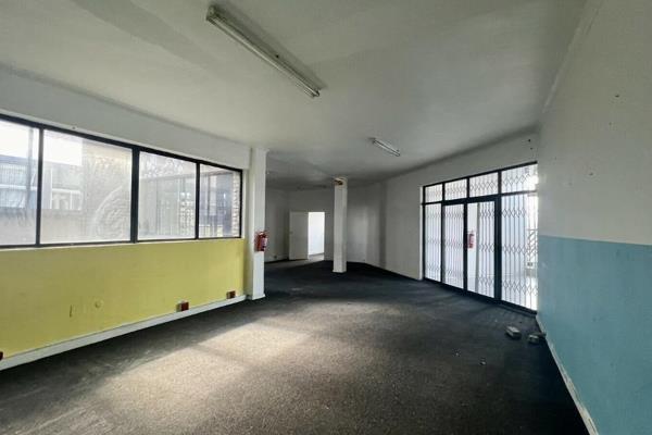 This versatile 160m&#178; office unit, located on the first floor of Picton Place ...