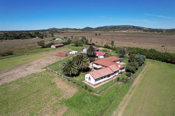 COUNTRY LIVING:- 

Nestled in the serene landscapes of Eikenhof, this extraordinary family farm is on the market for the first time ...