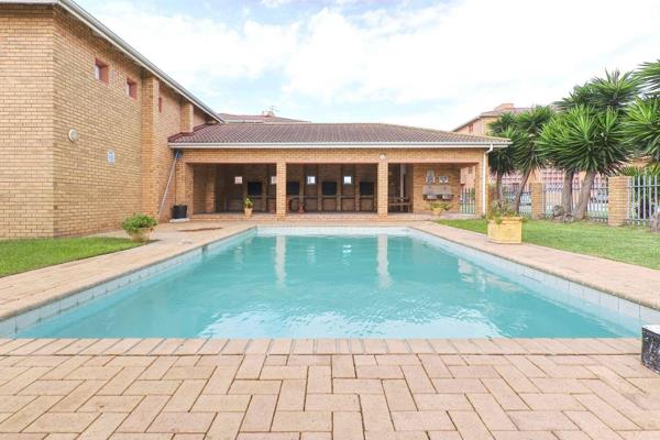 This lovely unfurnished  unit has one bedroom, a bathroom and a open plan kitchen/lounge area. The complex also has a communal pool and ...