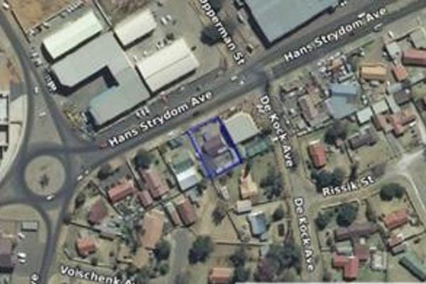 The property is located on a main road in Klipfontein, Witbank and has a total area of 991sqm. It has excellent visibility and direct ...