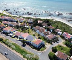 House for sale in Hannasbaai