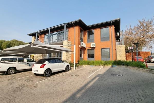 This 156sqm A-grade office space is available for rent in the Senderwood area of ...