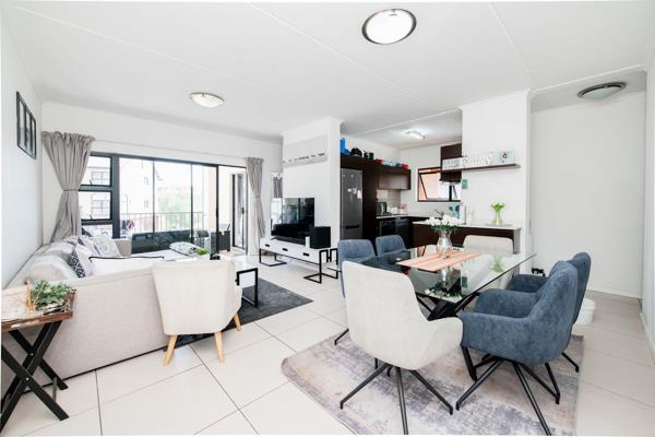 SERIOUS SELLER, INVITING BUYERS TO COME VIEW AND NEGOTIATE

This stunning 3-bedroom apartment is located in the appealing Kyalami Hills ...