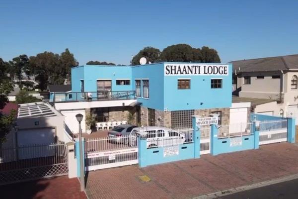 Your dream opportunity awaits. 
A charming Bed &amp; Breakfast Lodge centrally located in the Southern Suburbs for the business and ...