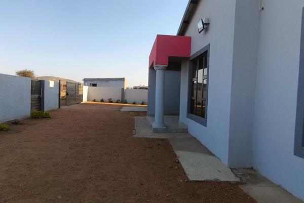 A 4 BEDROOM HOUSE IN POLOKWANE RURAL

Discover your perfect family haven in this spacious and well-appointed home. This property ...