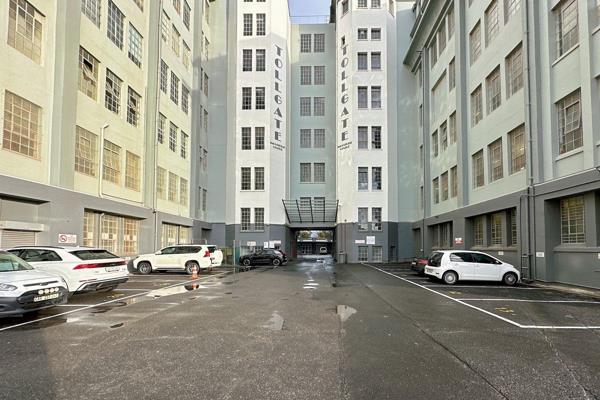 Unit 407, Tollgate Industrial Center, Woodstock, Cape Town:

- Size: 345m2
- Type: ...