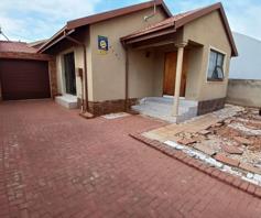 House for sale in Pimville Zone 6