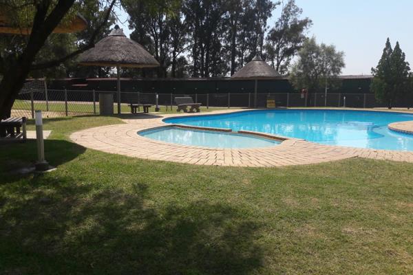 Come home to your permanent holiday spot, reviews refer to this as &quot; the most beautiful complex on the banks of the Vaal ...