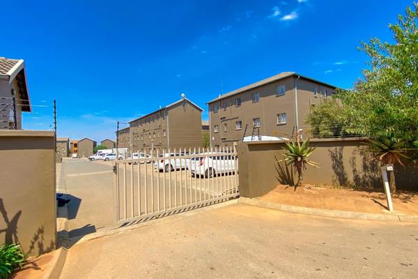 Jabulani Mews

LIMITED OFFER: REDUCED RENTALS | 25% OFF FIRST MONTH RENT | Ts &amp; Cs ...