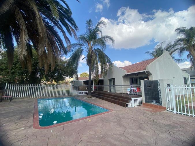 3 Bedroom House for Sale in The Reeds