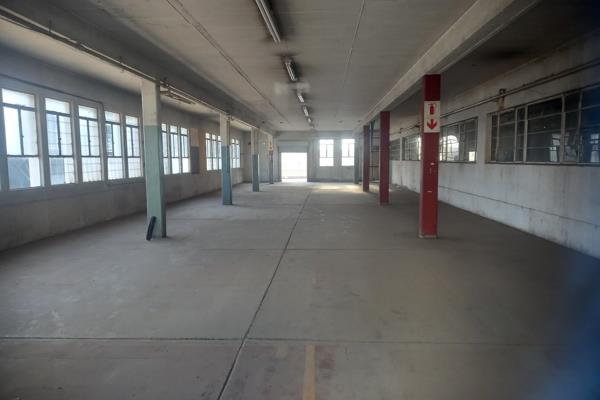 Upto 25000m2 of warehouse space available. Space rented out according to tenant&quot;s requiremnts.Situated in the heat beat of the ...