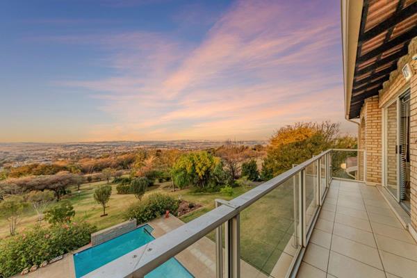 Luxurious and Spacious Family Estate in Poortview/Ruimsig

Discover an unparalleled lifestyle with this exquisite family home ...