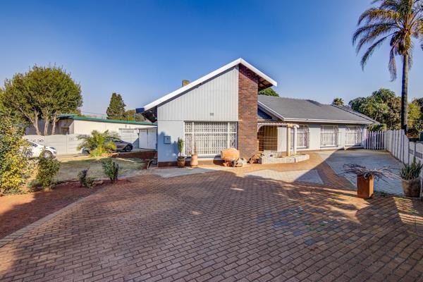 Spacious Family Living in Birchleigh: A Renovated 4-Bedroom Gem with Granny ...