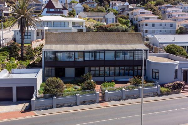 Endless possibilities exist for this stunning heritage home situated opposite the famous Dalebrook Pool in Kalk Bay. The property is ...