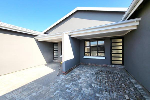 Brand New Lock up and go Townhouses for sale in Amalinda. Act quickly and get your new Modern 3 Bedroom Townhouse in New development of ...