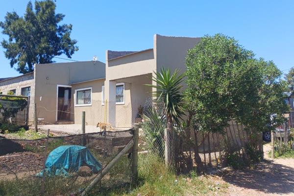 Lovely 3 bedroom house for sale in Railton, Swellendam
It offers 2 bathrooms ( of which ...