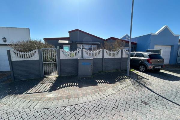 Nestled in the heart of the desirable Strandfontein Village, this delightful 3-bedroom family home is perfect for those seeking comfort and convenience. 

The property features three generously sized bedrooms, two of which come with built-in cupboards. The spacious lounge ...