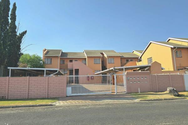 This is a Real treat! An upstairs Townhouse in a very small complex in Alberton North. ...