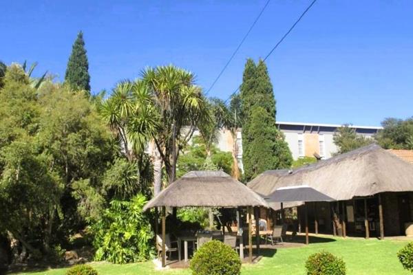 The 4-star Aero Guest Lodge is conveniently located just 2.7km from Johannesburg ...