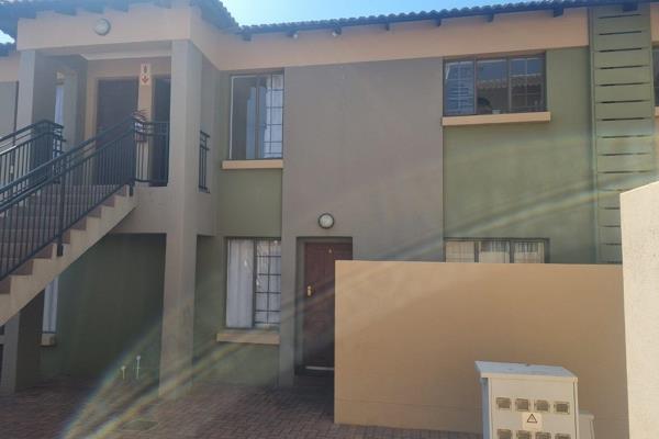 EXCLUSIVE SOLE MANDATE
This very spacious 2 bedroom unit is situated on the first floor in a small complex inside Northview Estate.  ...