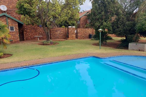 Centurion CBD: Two bedroom unit with own garden available For Sale
Welcome to a suburb currently free from load shedding. This first ...