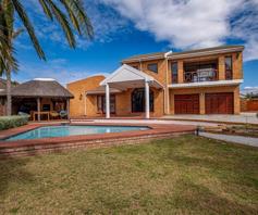 House for sale in Summerstrand