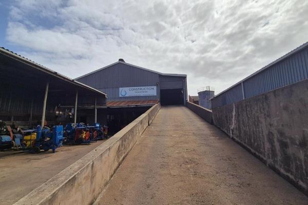 This strategically located 1178sqm warehouse at 150 Paisley Road in Jacobs is the ...