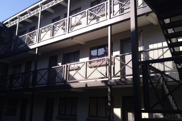 Willows, Neat Bachelor unit for sale, Furnished &amp; great for students