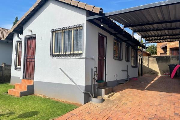 Neat cluster consist of 2 large bedrooms, a big lounge, fitted kitchen, separate bath and toilet, Double covered car port….Fully walled ...