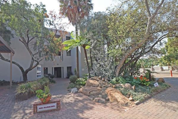 1 Bedroom Apartment For Sale in Edenburg, Sandton

Discover your perfect urban retreat in this beautifully maintained 1-bedroom ...